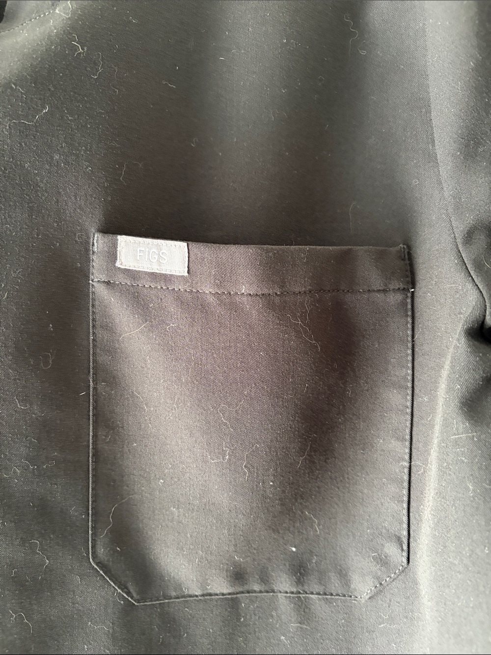 Figs Men's Black V-Neck Short Sleeve & Straight Leg Scrub Set - Picture 3 of 8
